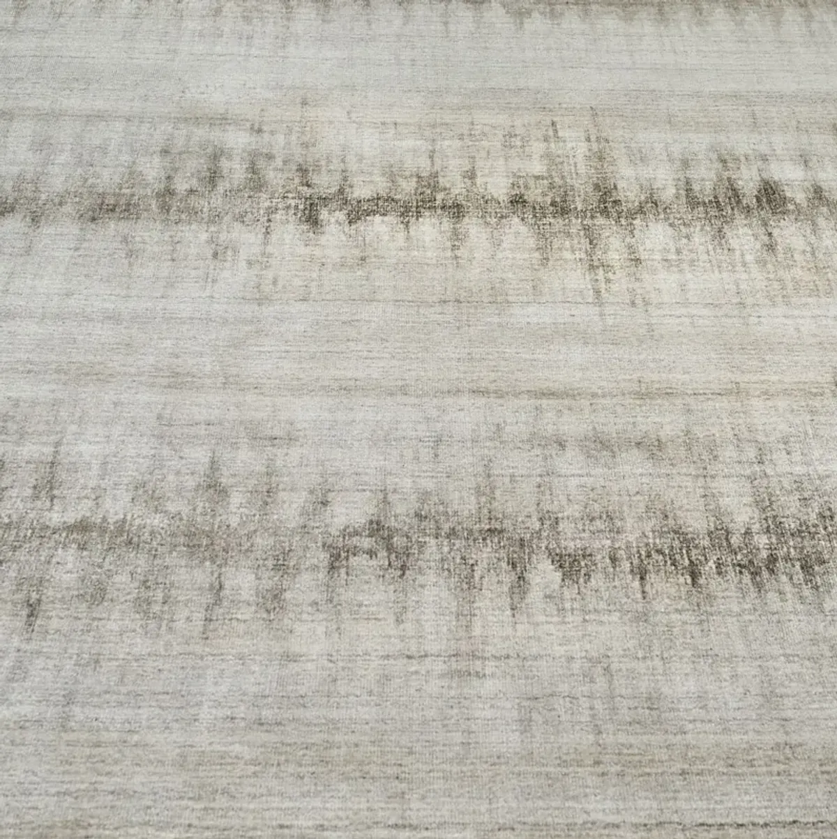 Chroma hand-loomed Rug, Charcoal/Gray