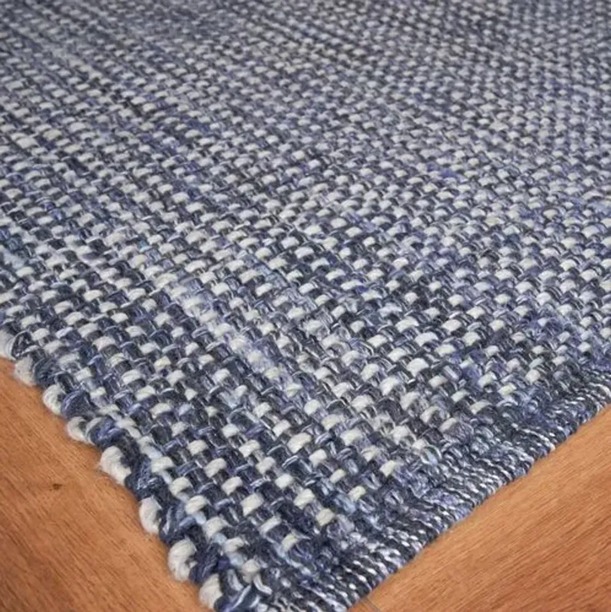 Ferrus handwoven flat-weave Rug - Blue/Ivory - Exquisite Rugs - Handcrafted - Blue