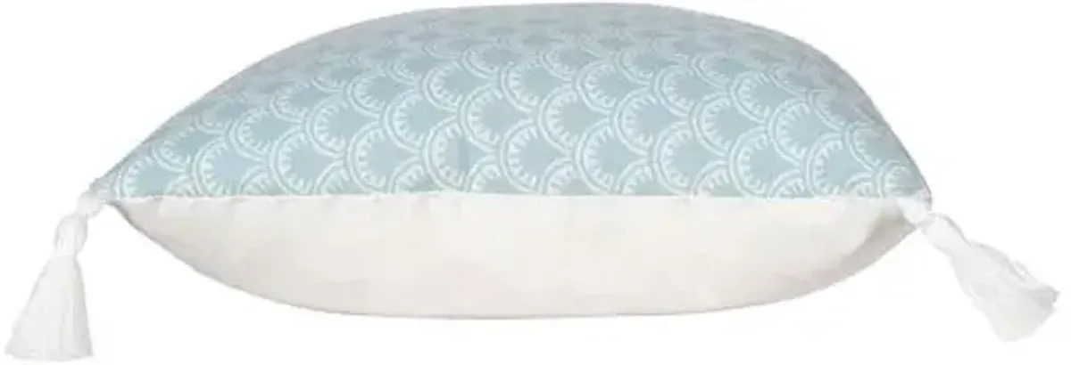 Scallop Outdoor Pillow - Aqua