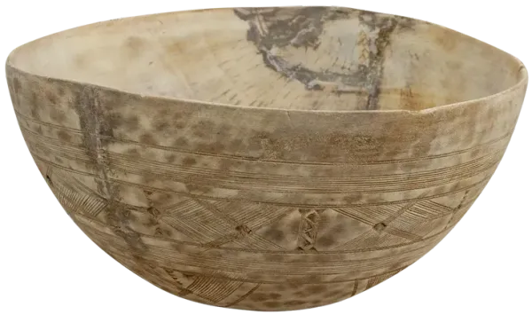 Finely Carved Hadiza African Bowl - de-cor - Brown