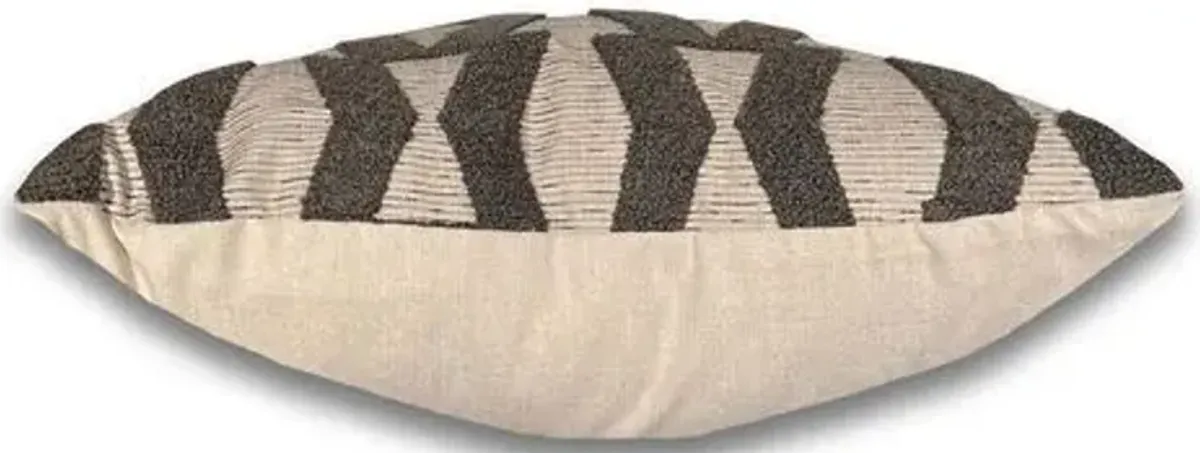 Nylah Chenille 20x20 Pillow - Kim Salmela