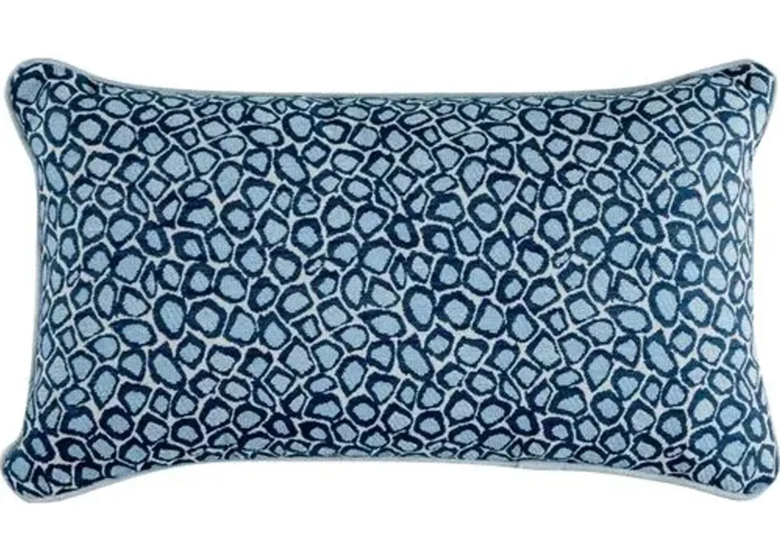 Lynx Outdoor Lumbar Pillow - Chambray/Navy