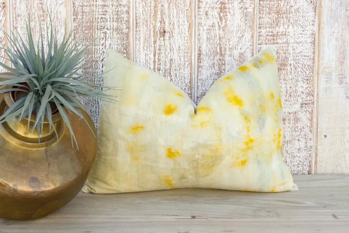 Naba Tie Dyed Organic Silk Lumbar Pillow - de-cor