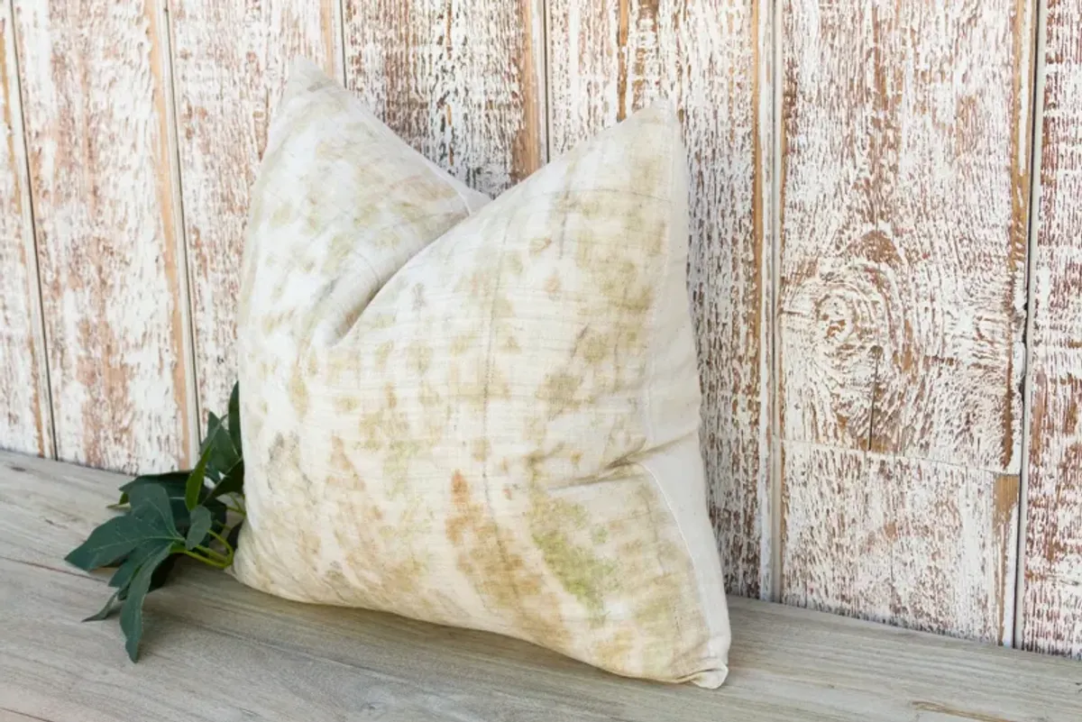 Sangla Leaf Printed Organic Silk Pillow - de-cor
