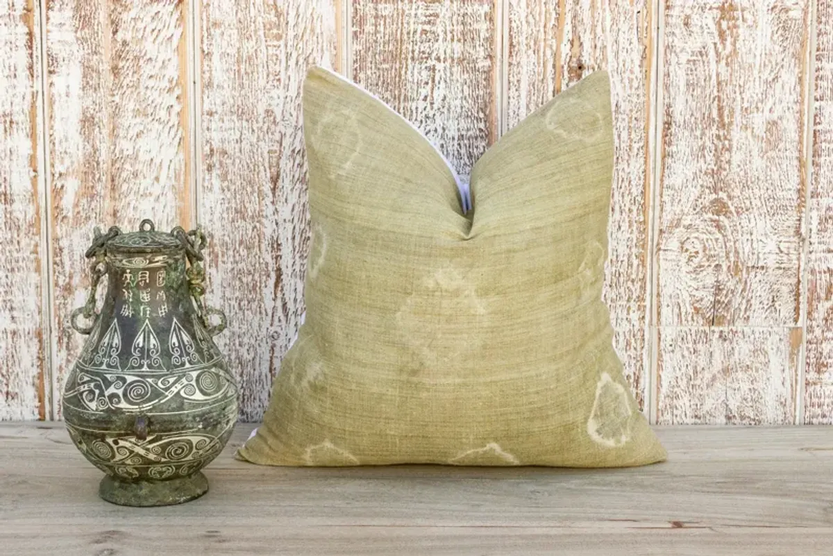 Durga Indian Olive Organic Silk Pillow - de-cor