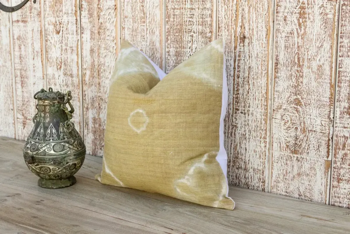 Eindra Indian Olive Organic Silk Pillow - de-cor