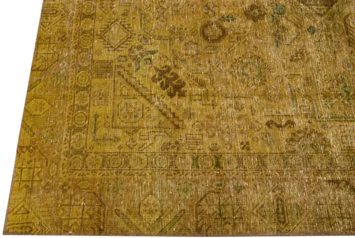 Vintage Medallion Goldenrod Wool Rug - Apadana - Gold