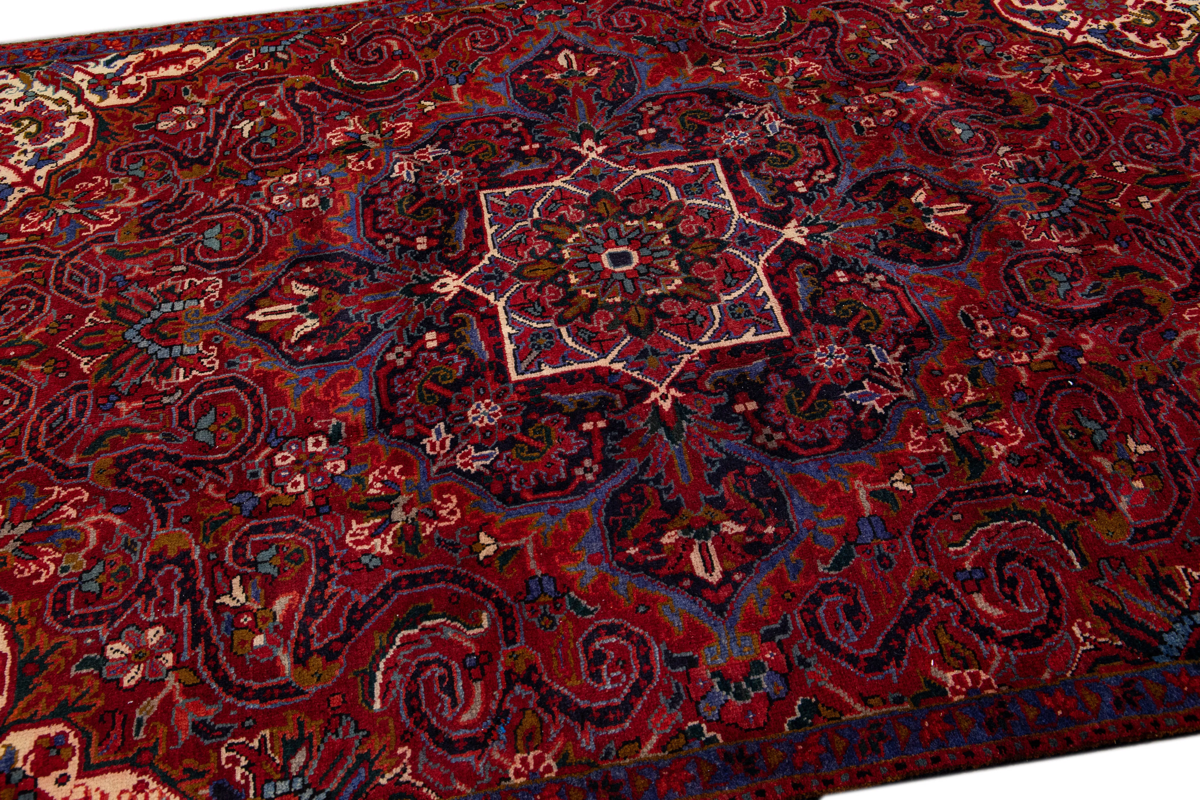 Vintage Handmade Red Medallion Wool Rug - Apadana - Red