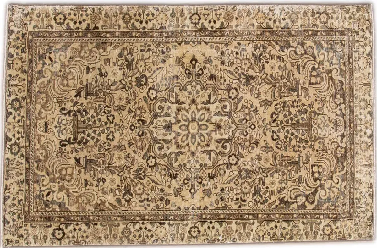 Shabby Chic Beige Medallion Rug - Apadana - Beige