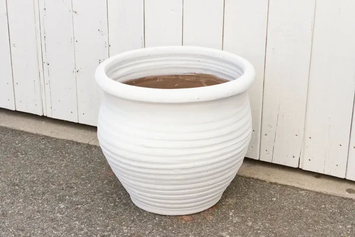 Chalk White Santorini Amphora Outdoor Planter - de-cor - 21.5" l x 21.5" w x 19" h