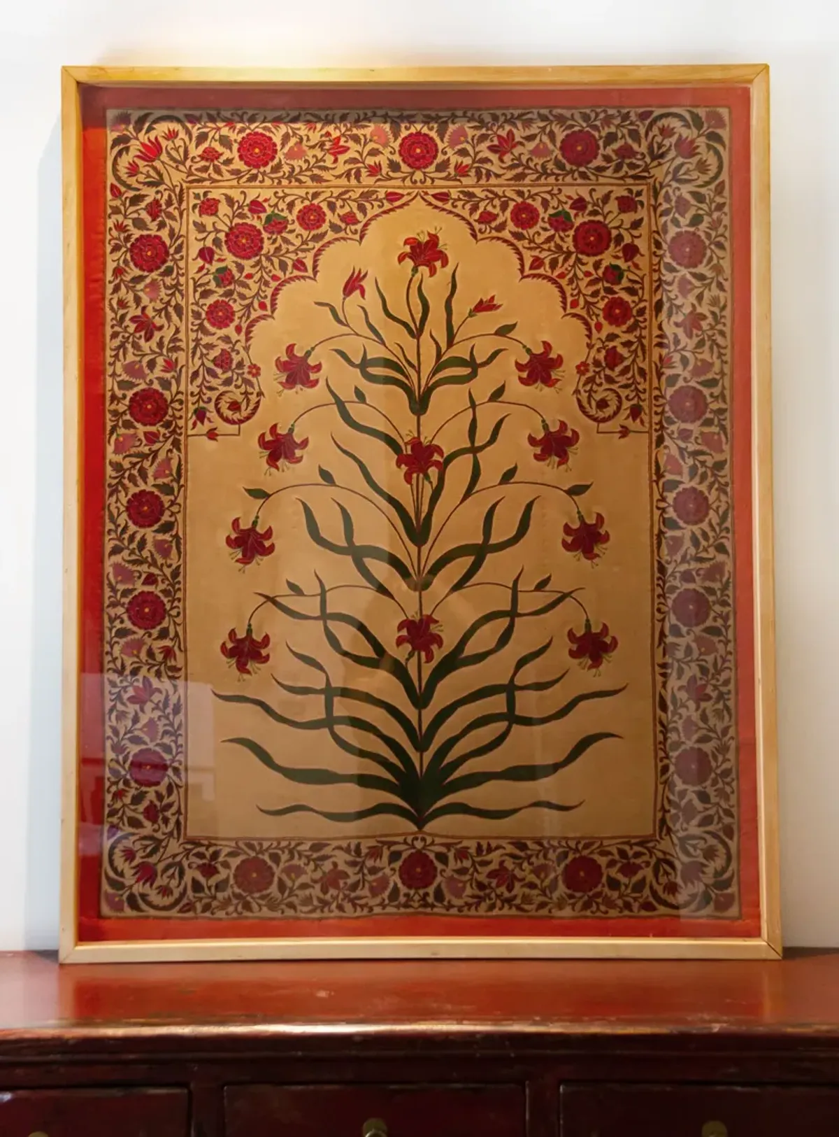 Antique Indian Leaf & Flower Embroidery - de-cor - Red