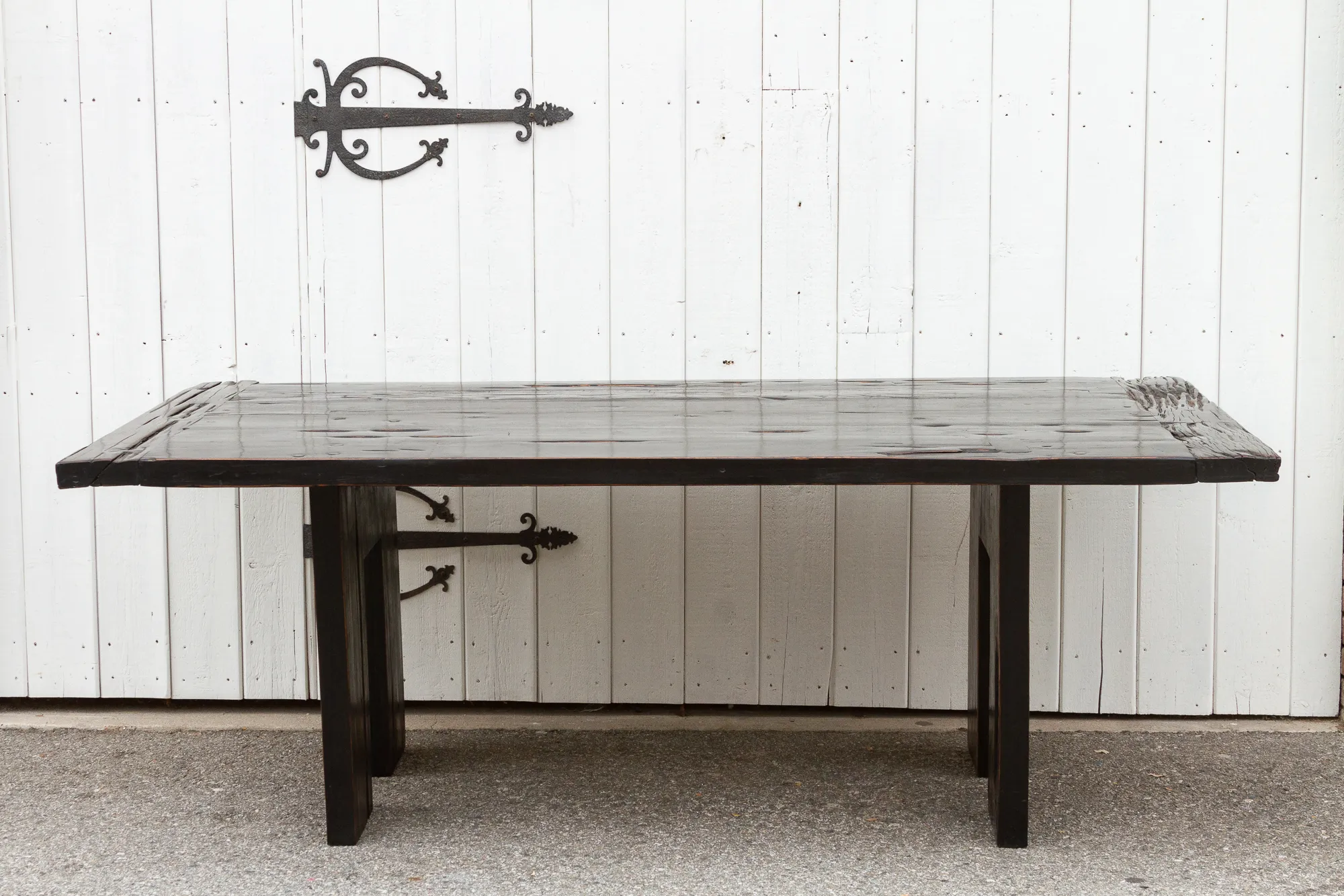 Distressed Ironwood Dining Table - de-cor