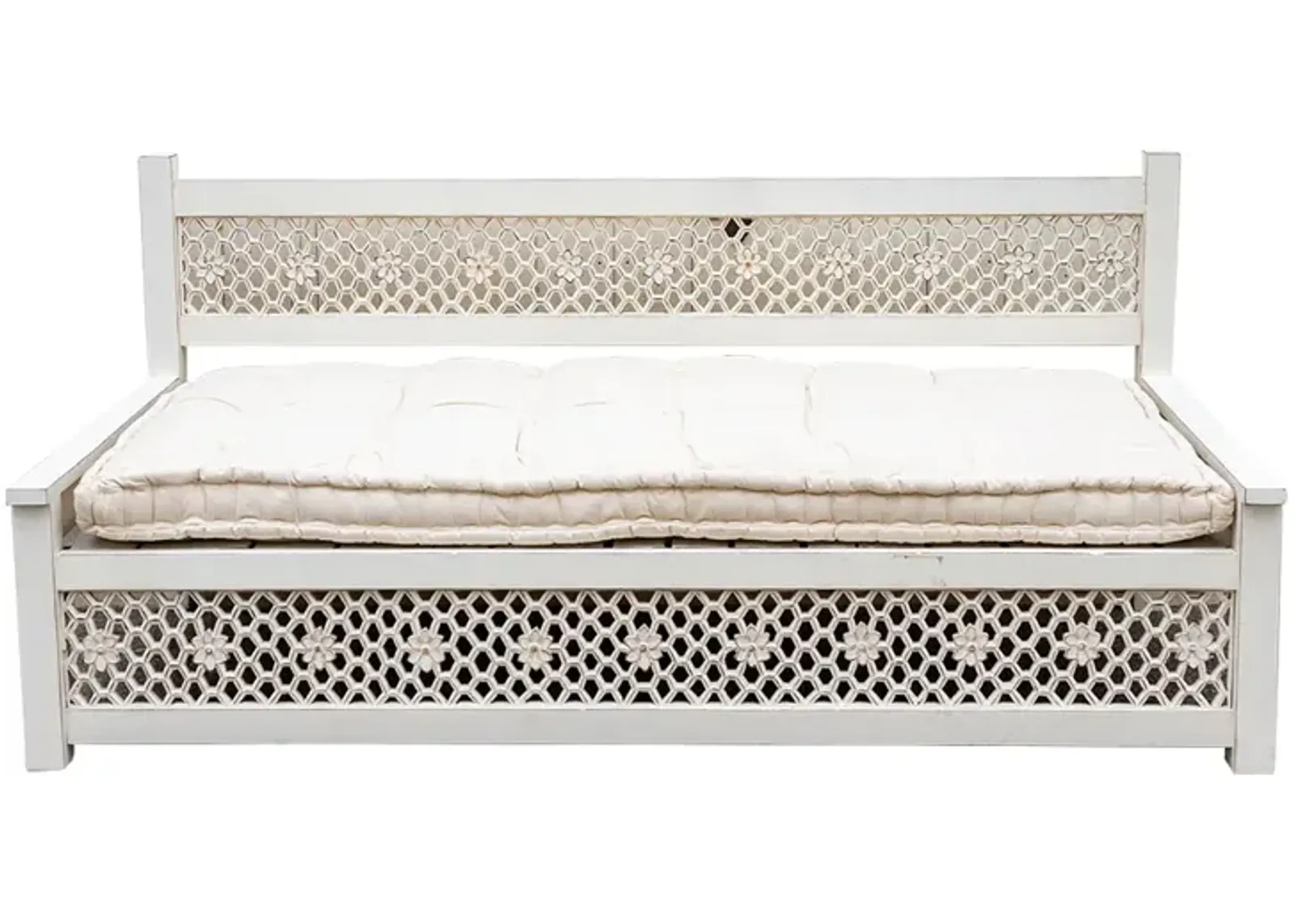 Antiqued White Carved Floral Jali Daybed - de-cor - Comfortable, Sturdy