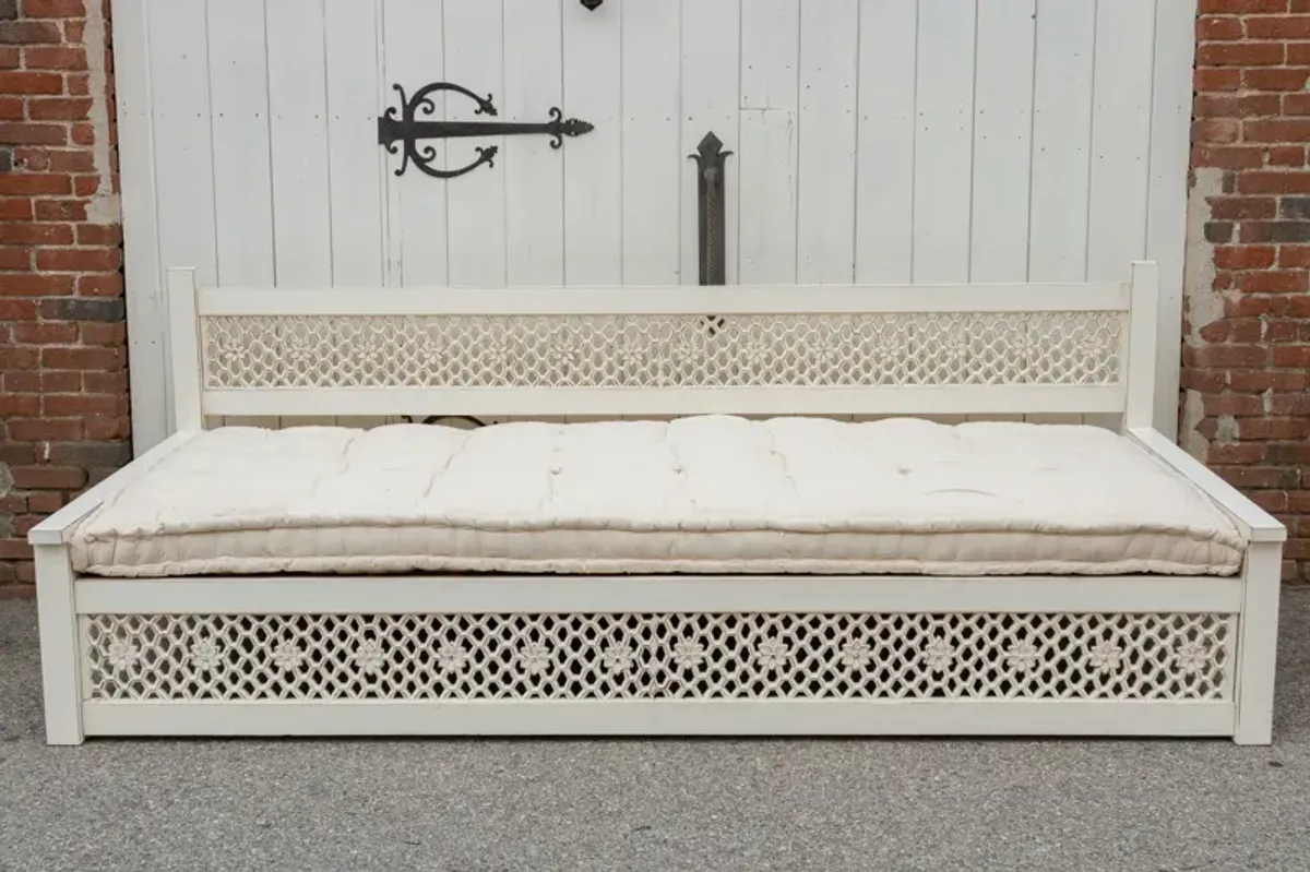 Long Antique White Floral Jali Daybed