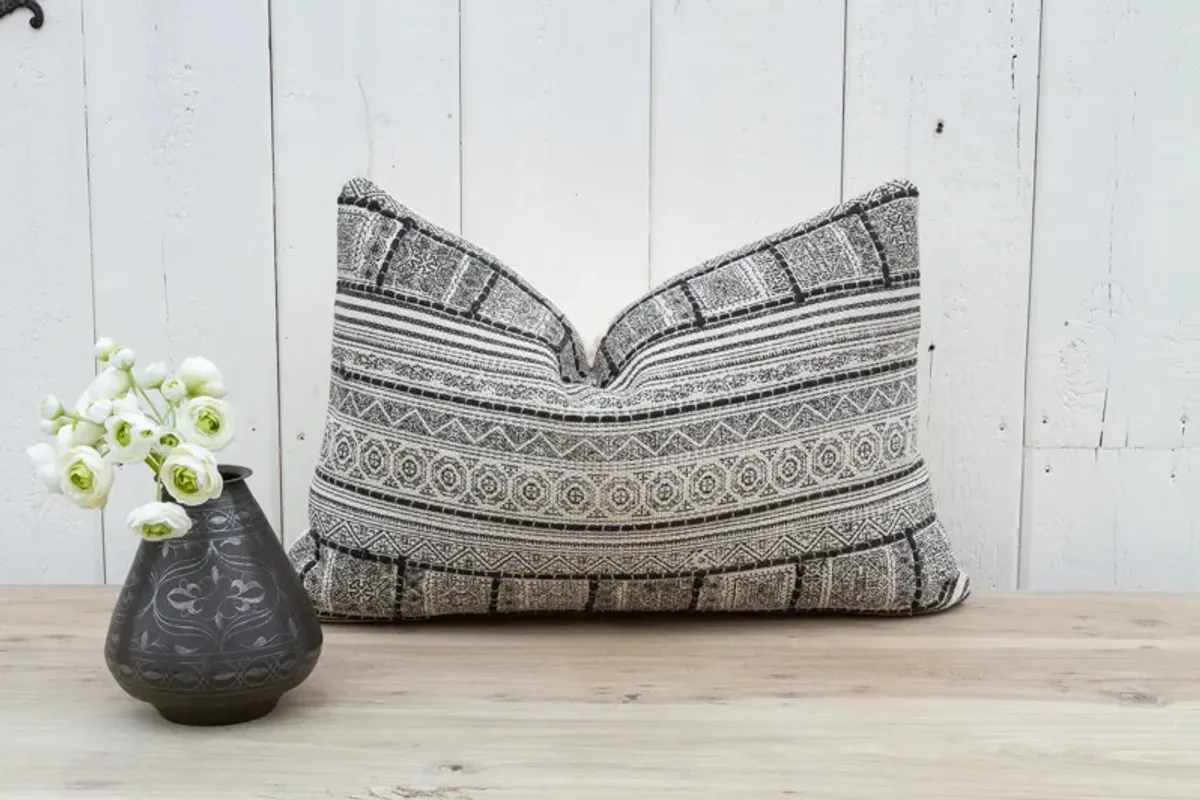 Diamond Gray Indian Dhurrie Pillow - de-cor