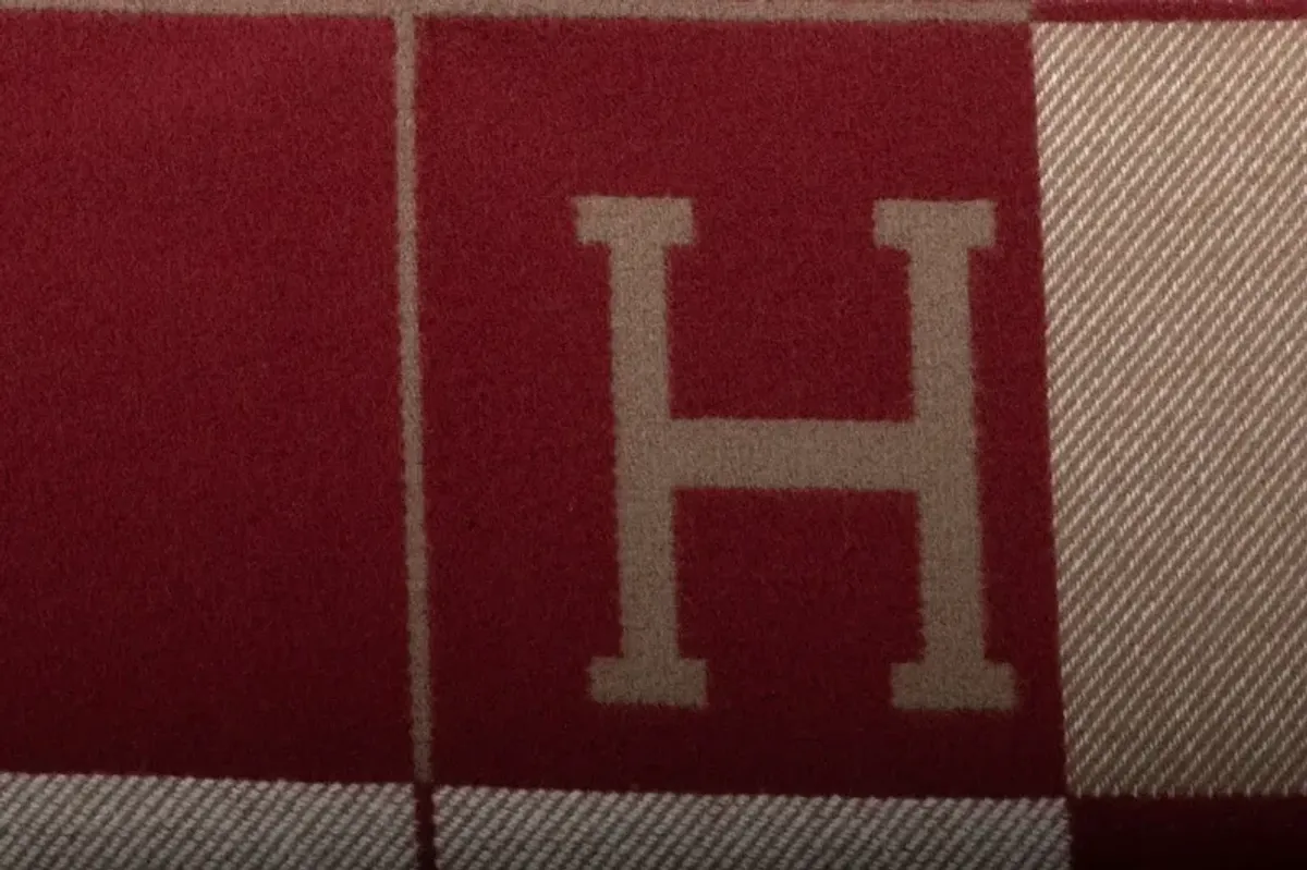 Hermes BNIB Etoupe Red Avalon Blanket - Vintage Lux