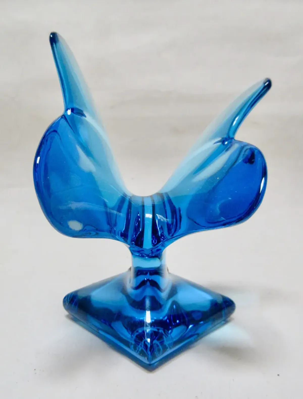 Baccarat Sea Blue Crystal Butterfly - The Emporium Ltd.