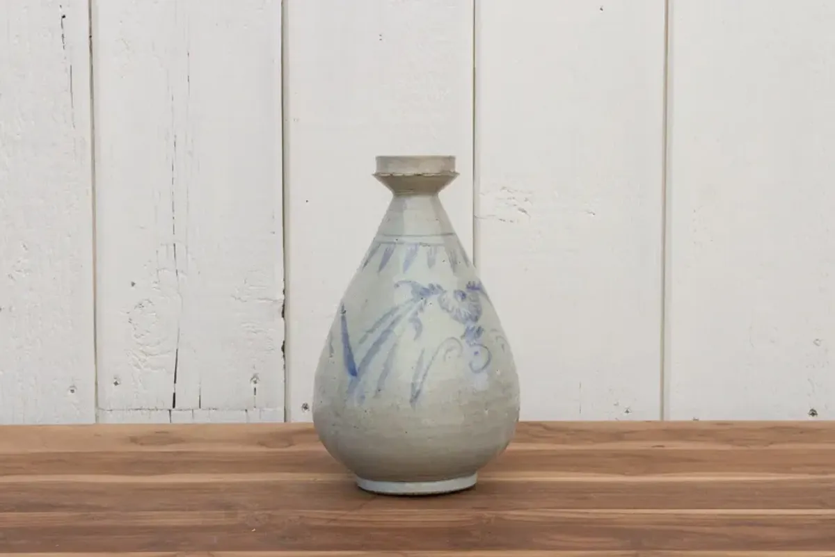 Antique Blue & White Korean Vase - de-cor