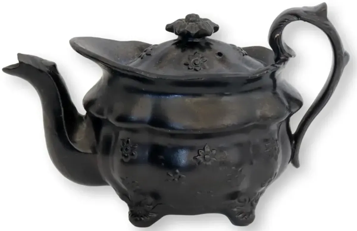 C-19th Childern's Size Basalt Teapot - New England Mercantile - Black