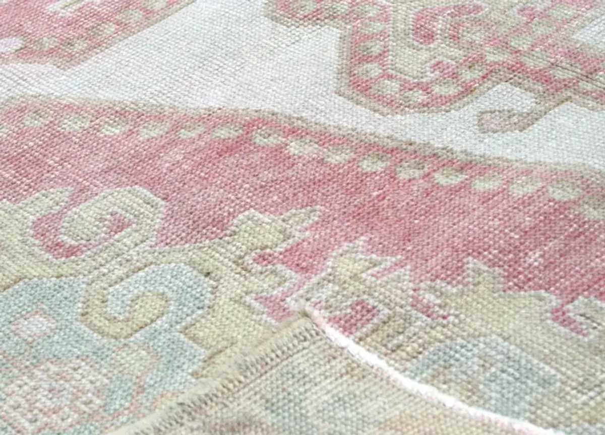 1960sTurkish Oushak Rug - 4'6"x7'4" - Nalbandian - Pink - Pink