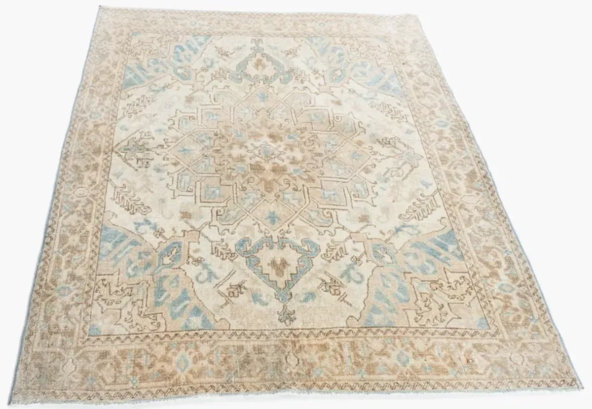 Ivory Persian Heriz Area Rug - 3'7"x4'5" - Ivory