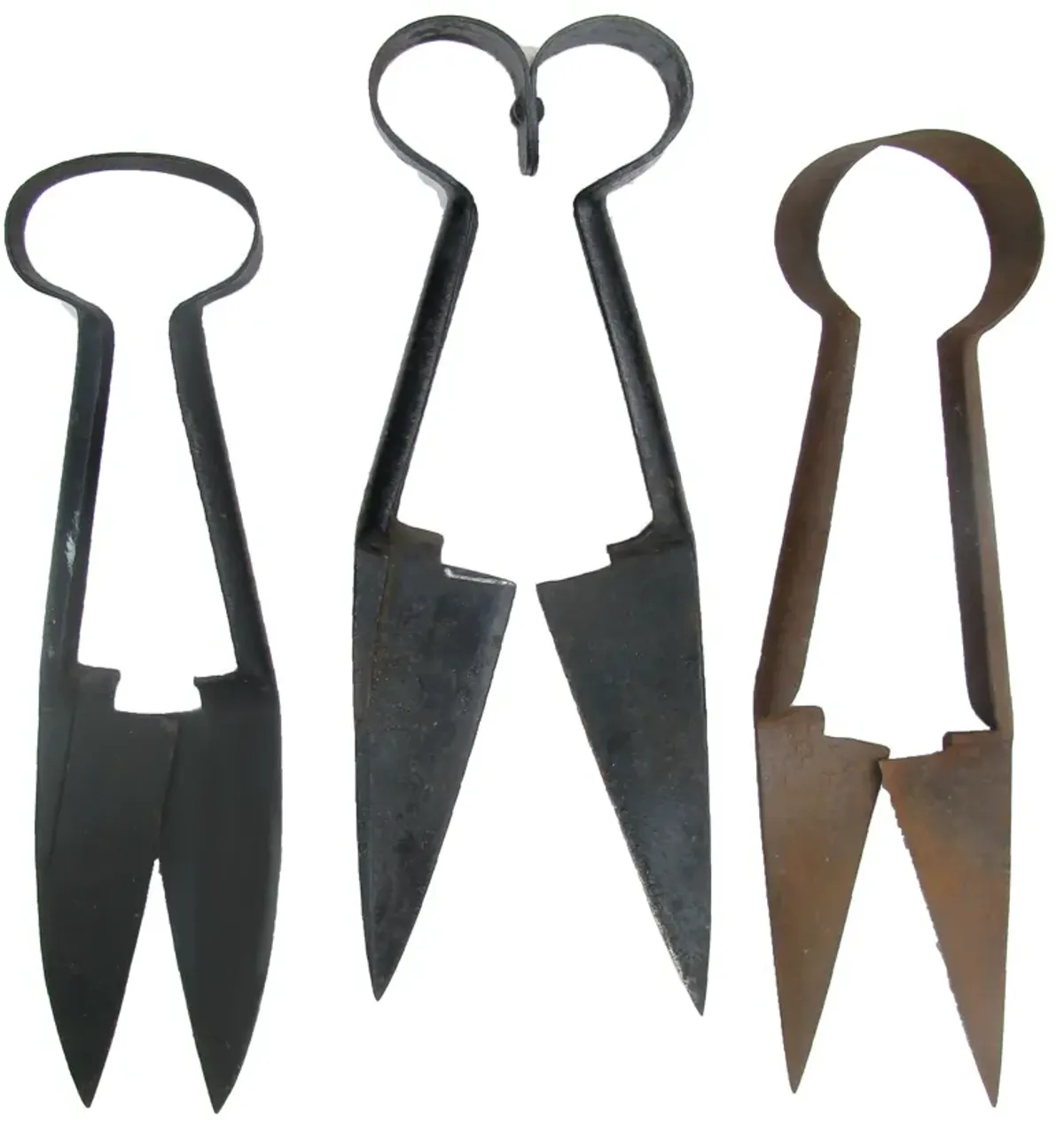 Early 20thC English Sheep Shears - Set of 3 - Chez Vous - Black