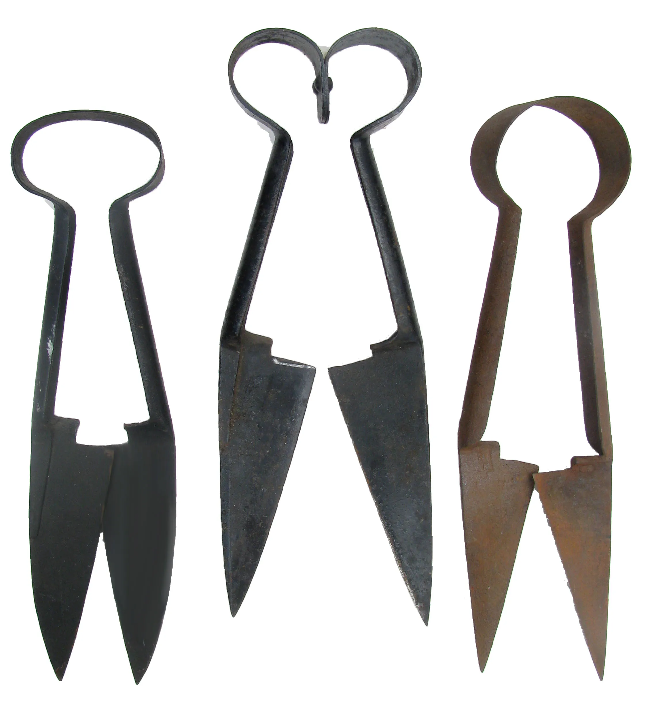 Early 20thC English Sheep Shears - Set of 3 - Chez Vous - Black