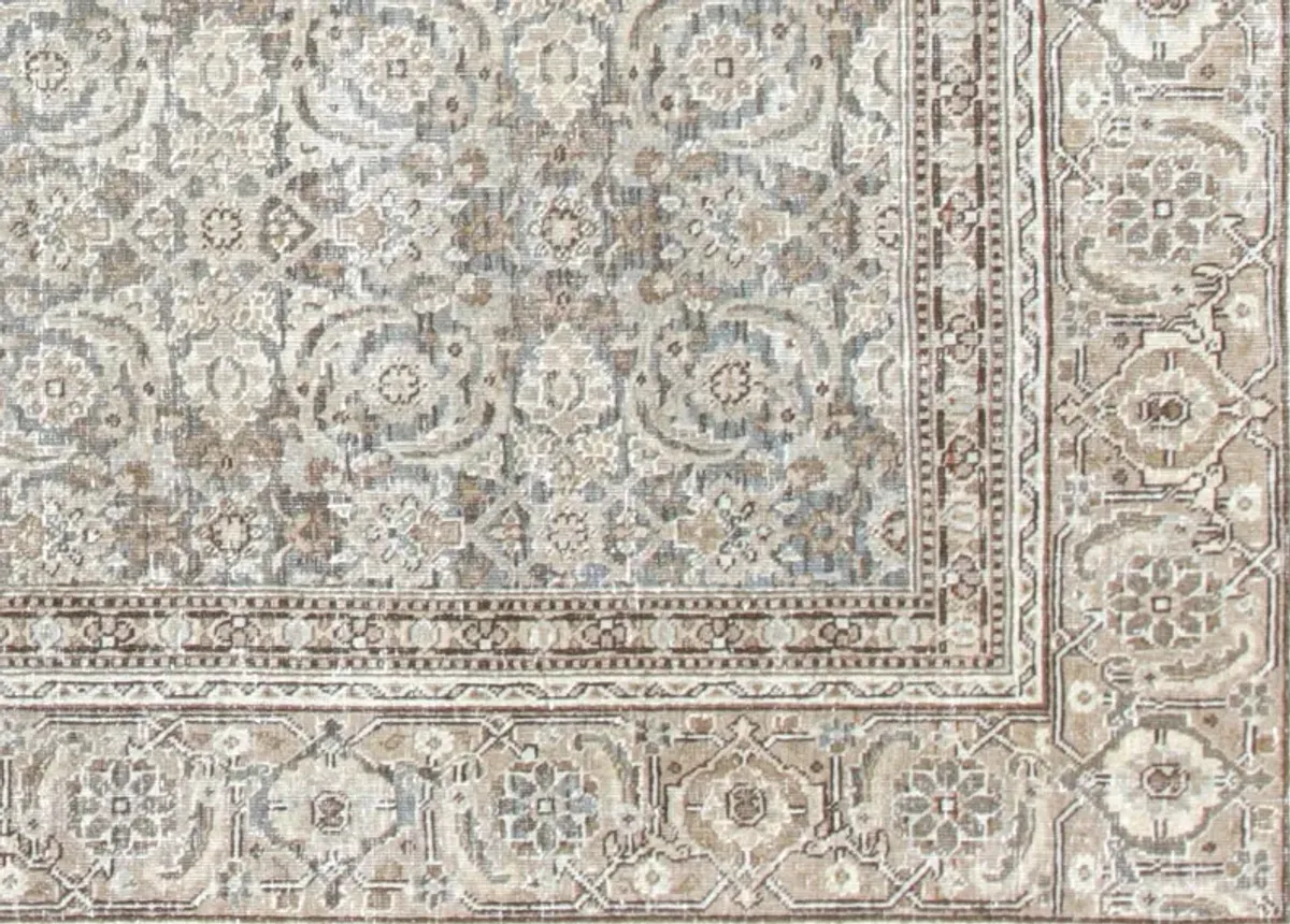 1940s Persian Tabriz Carpet - 6'9" x 10' - Nalbandian - Beige