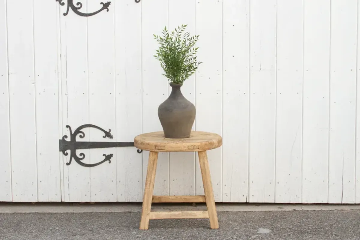 Charming Reclaimed Wood End Table - de-cor - Brown