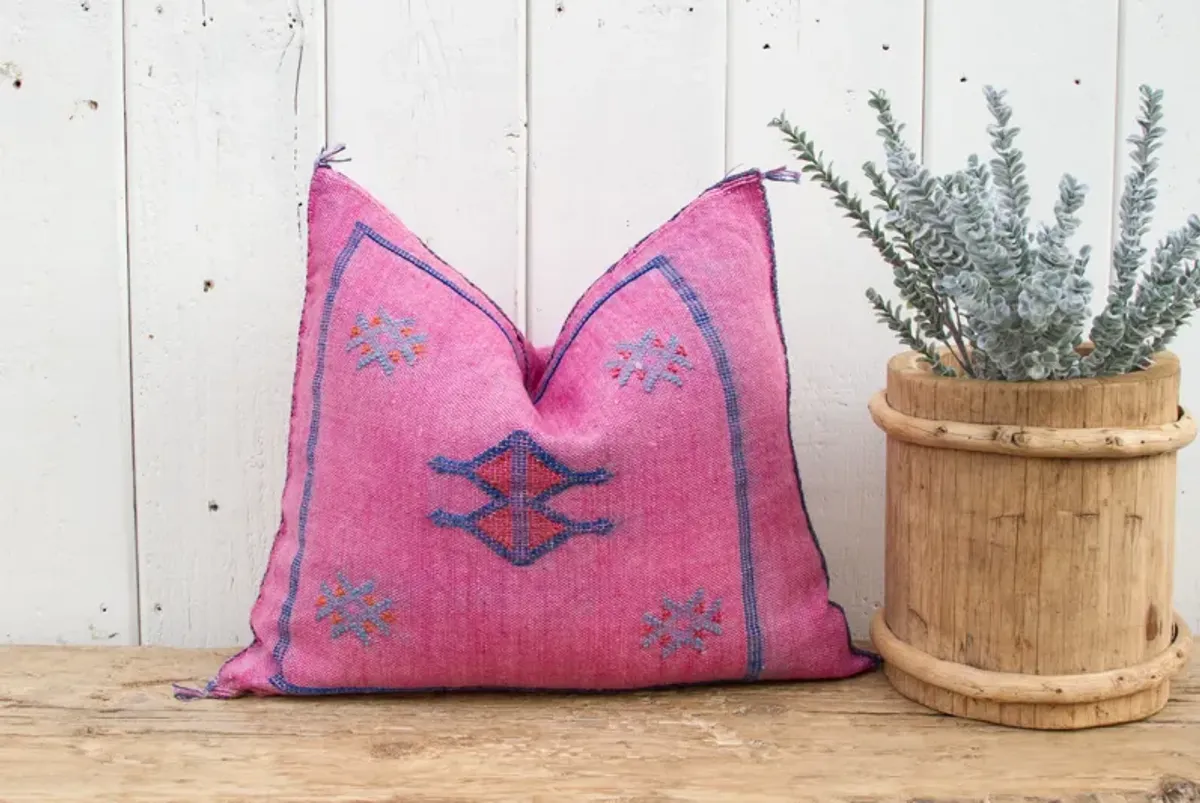 Magenta Moroccan Silk Rug Pillow - de-cor