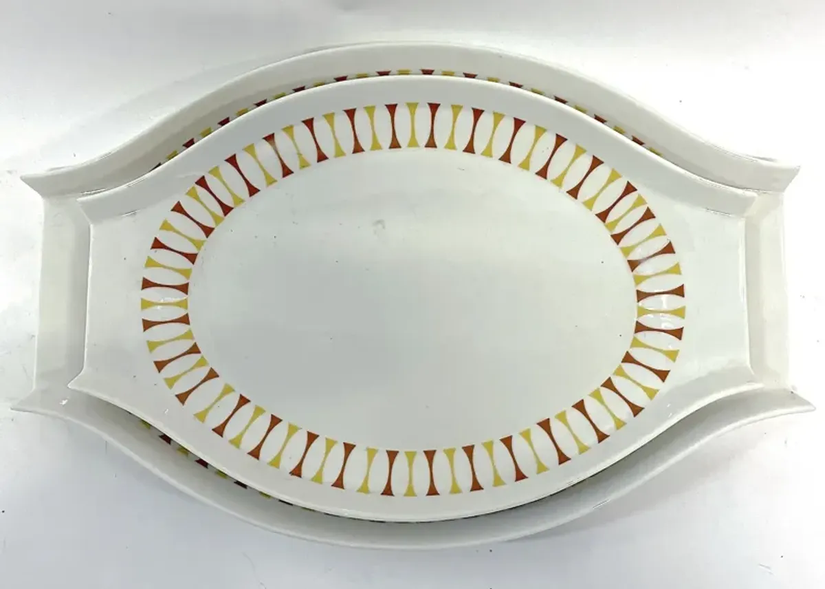 Mid-Century Paul McCobb Platters - Set of 2 - Vermilion Designs - White