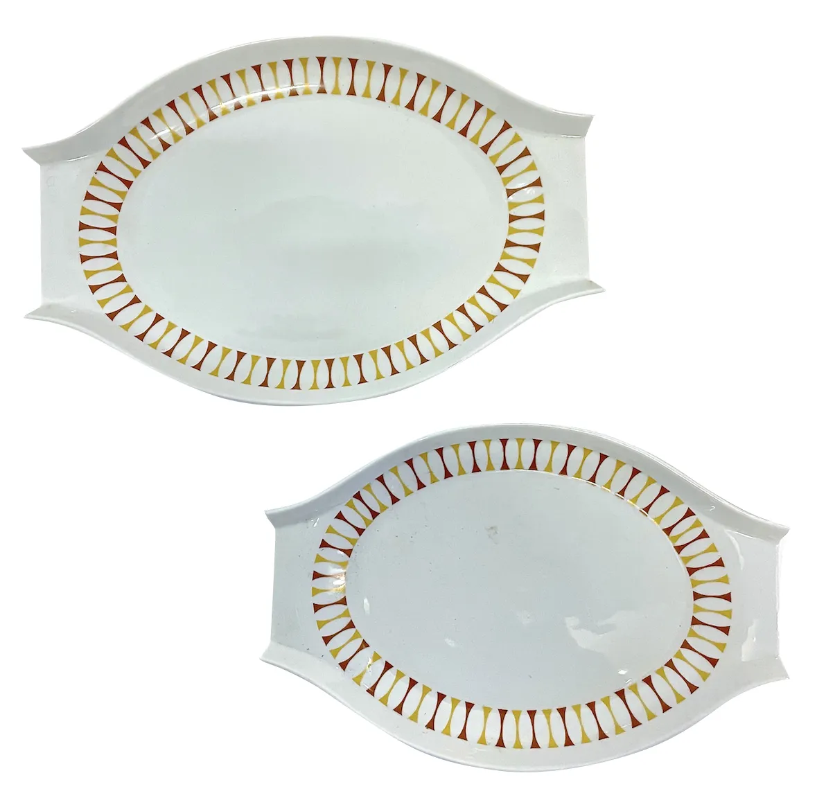 Mid-Century Paul McCobb Platters - Set of 2 - Vermilion Designs - White