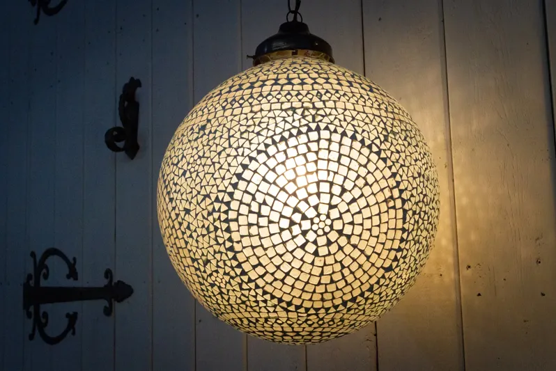 White Mosaic Glass Sphere Pendant Light - de-cor