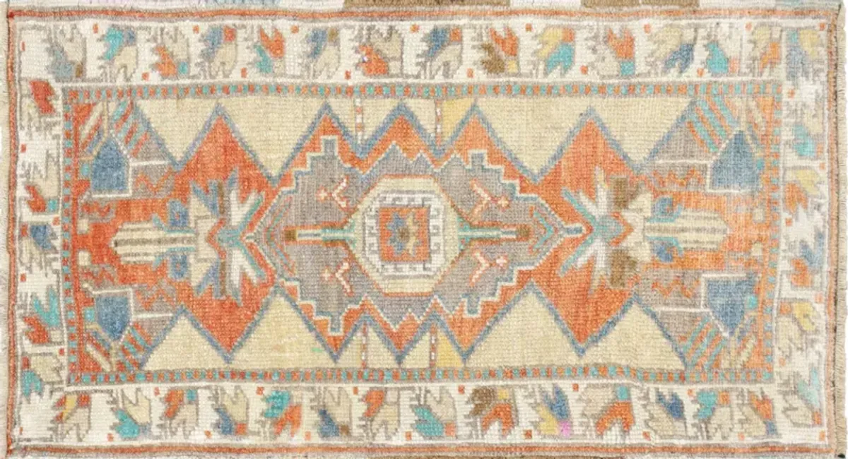 Turkish Oushak Yastic - 1'8" x 3' - Nalbandian - Beige