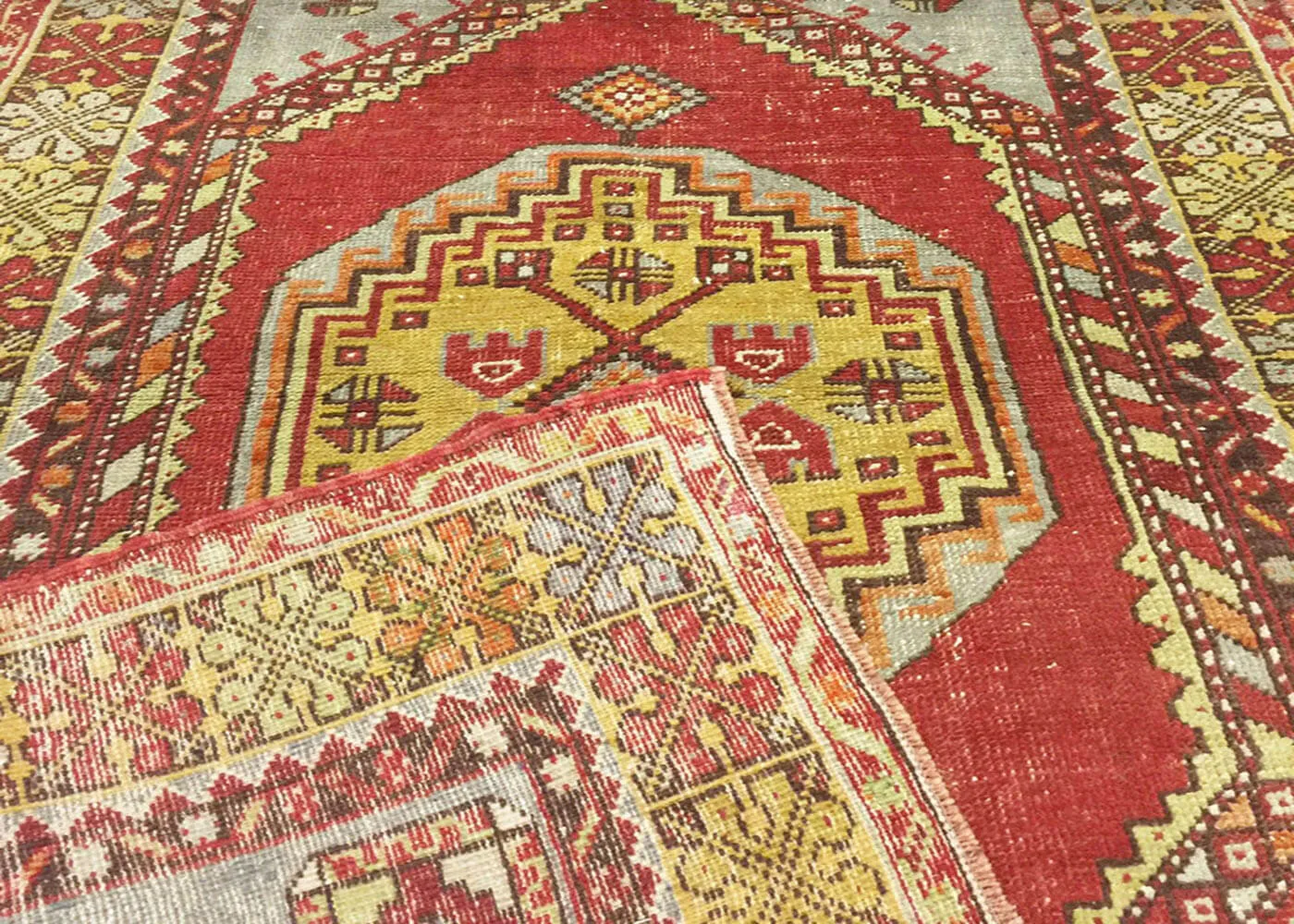 1960s Turkish Oushak Rug - 3'9"x5'9" - Nalbandian - Orange - Orange