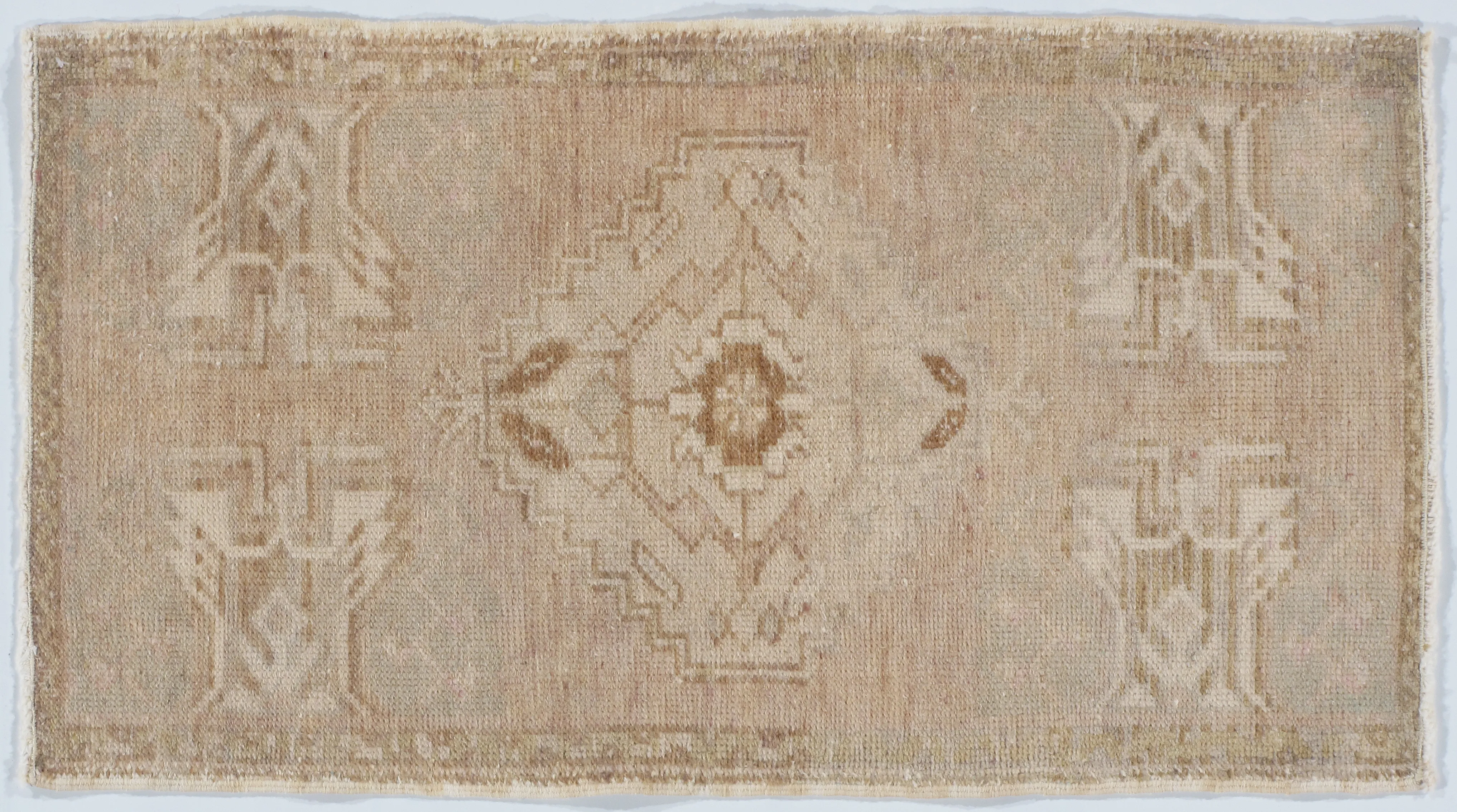 Turkish Yastik Rug 1'6 X 2'10 - Beige - Beige