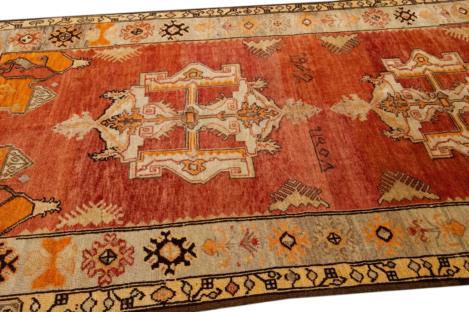 Vintage East Asian Khotan Rug - Apadana - Orange - Orange