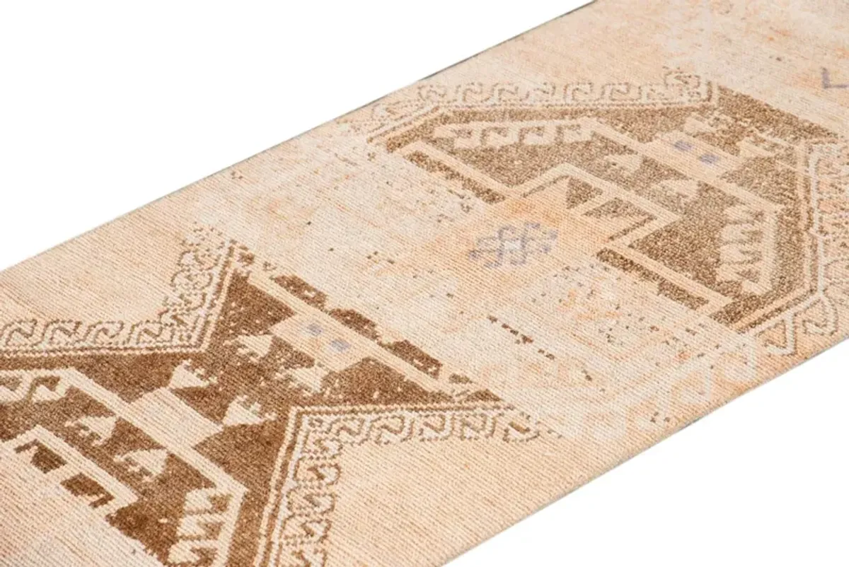 Vintage Turkish Medallion Runner Rug - Apadana - Beige - Beige