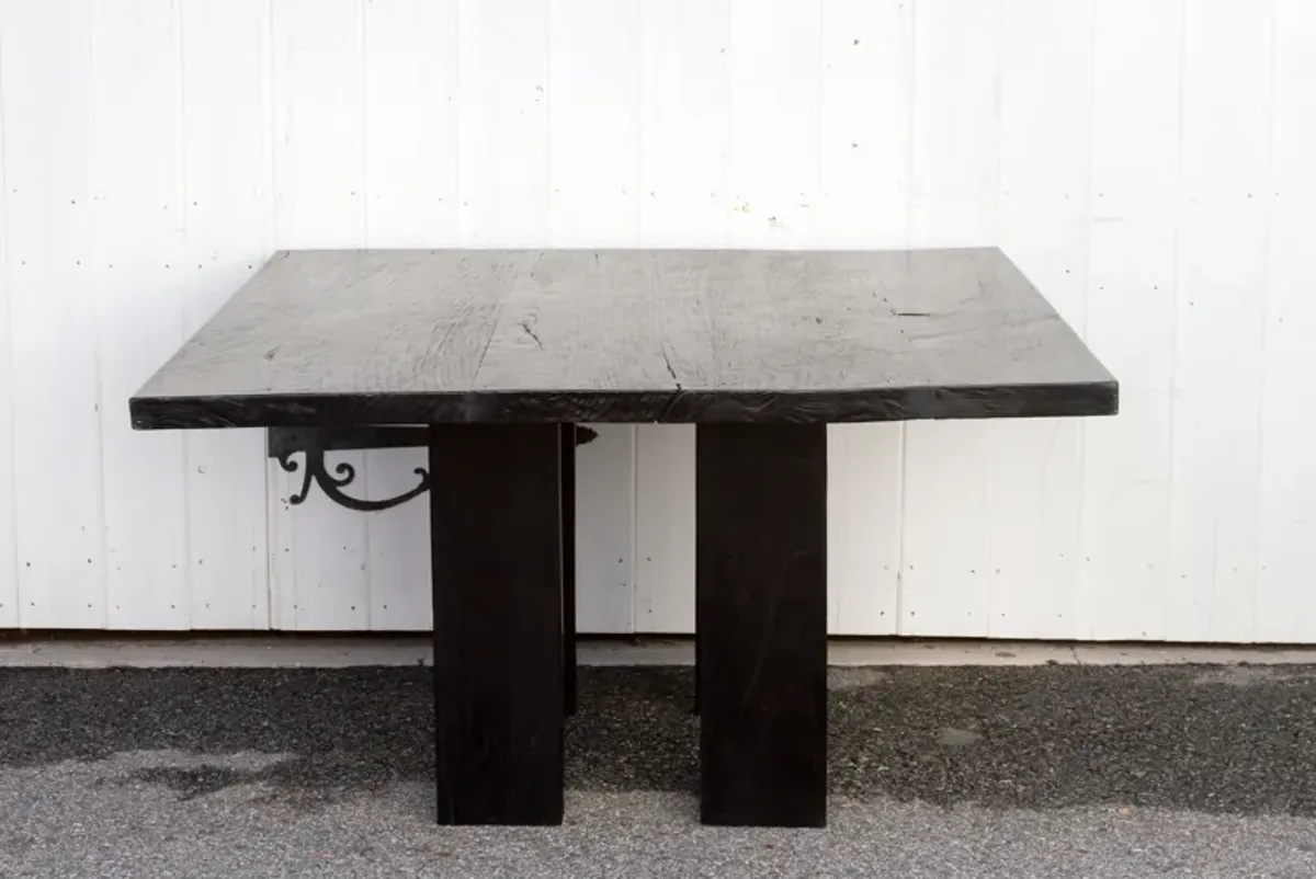 Robust High Gloss Black Ironwood Table - de-cor