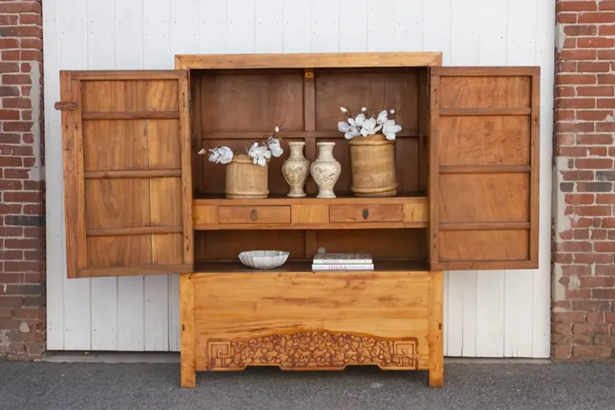 Antique Asian Cedar Armoire - de-cor - Handcrafted - Brown