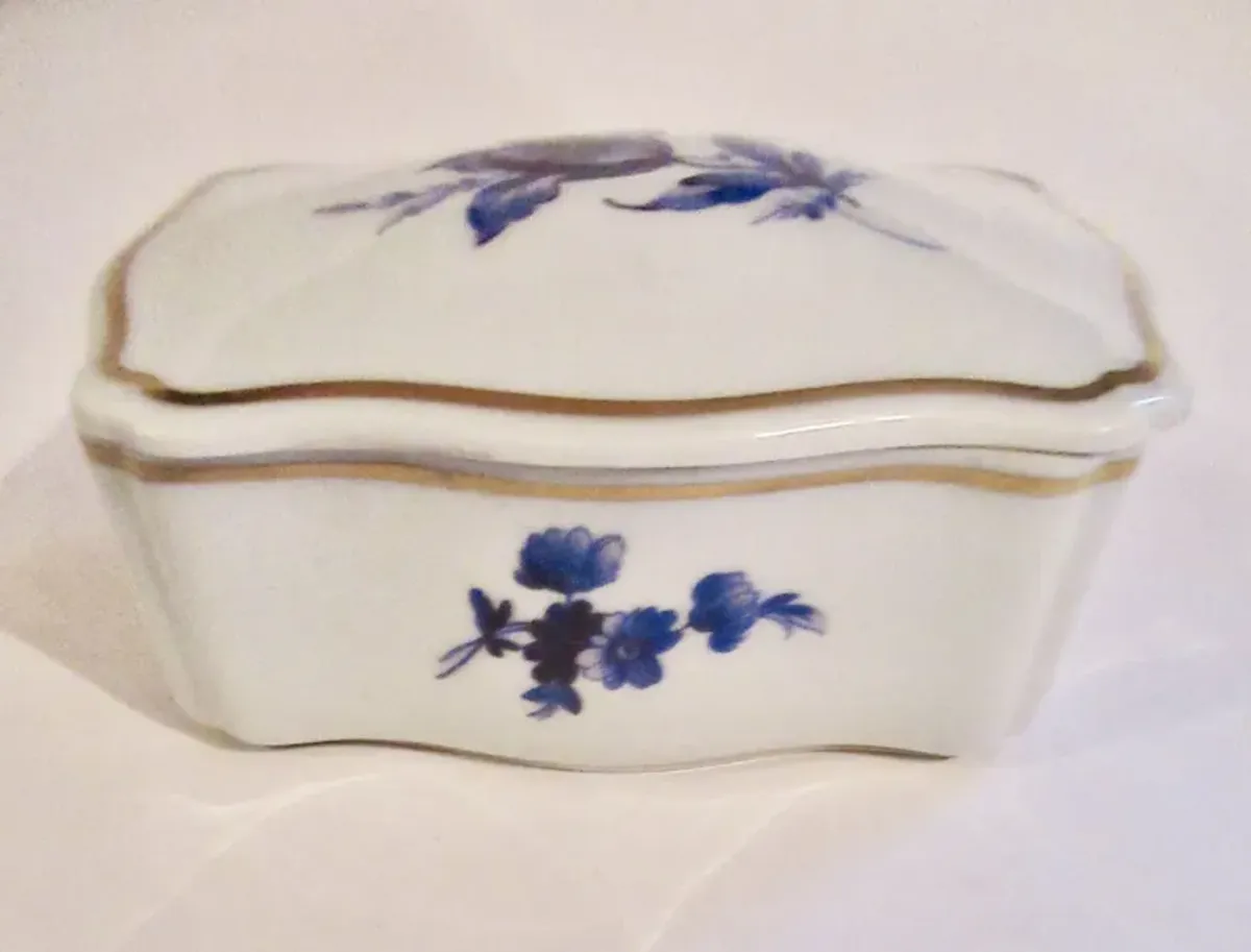 Ginori Italian Gilt Porcelain Box - The Emporium Ltd. - Blue