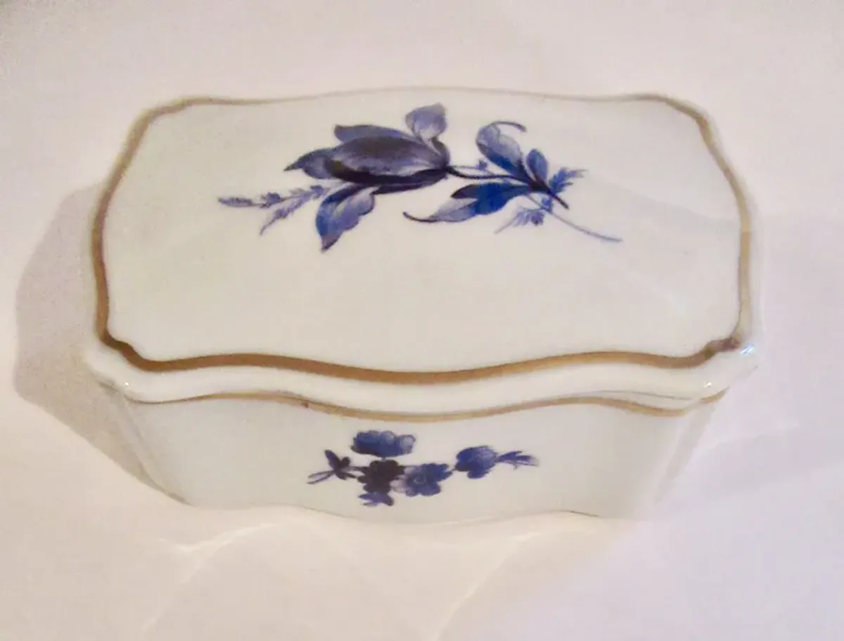 Ginori Italian Gilt Porcelain Box - The Emporium Ltd. - Blue