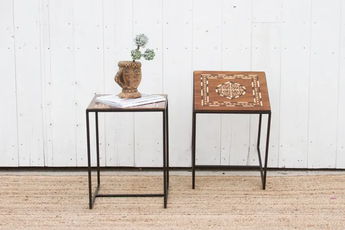 Pair of Sleek Inlay End Tables - de-cor - brown