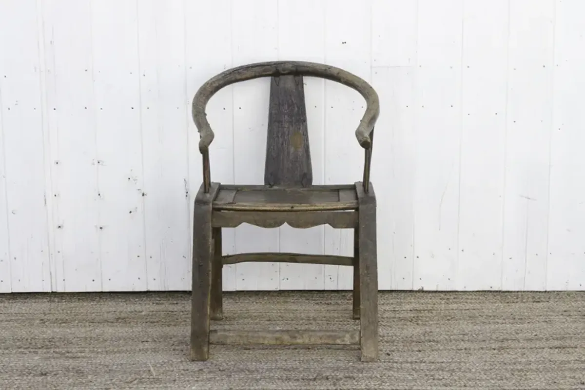 Primitive 18th Century Horseshoe Chair - de-cor - Black