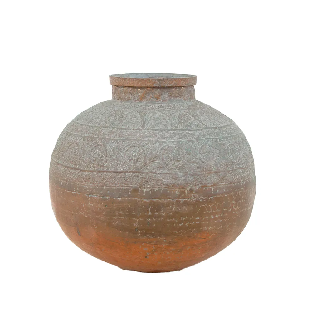 Antique Large Engraved Copper Pot - de-cor - gray
