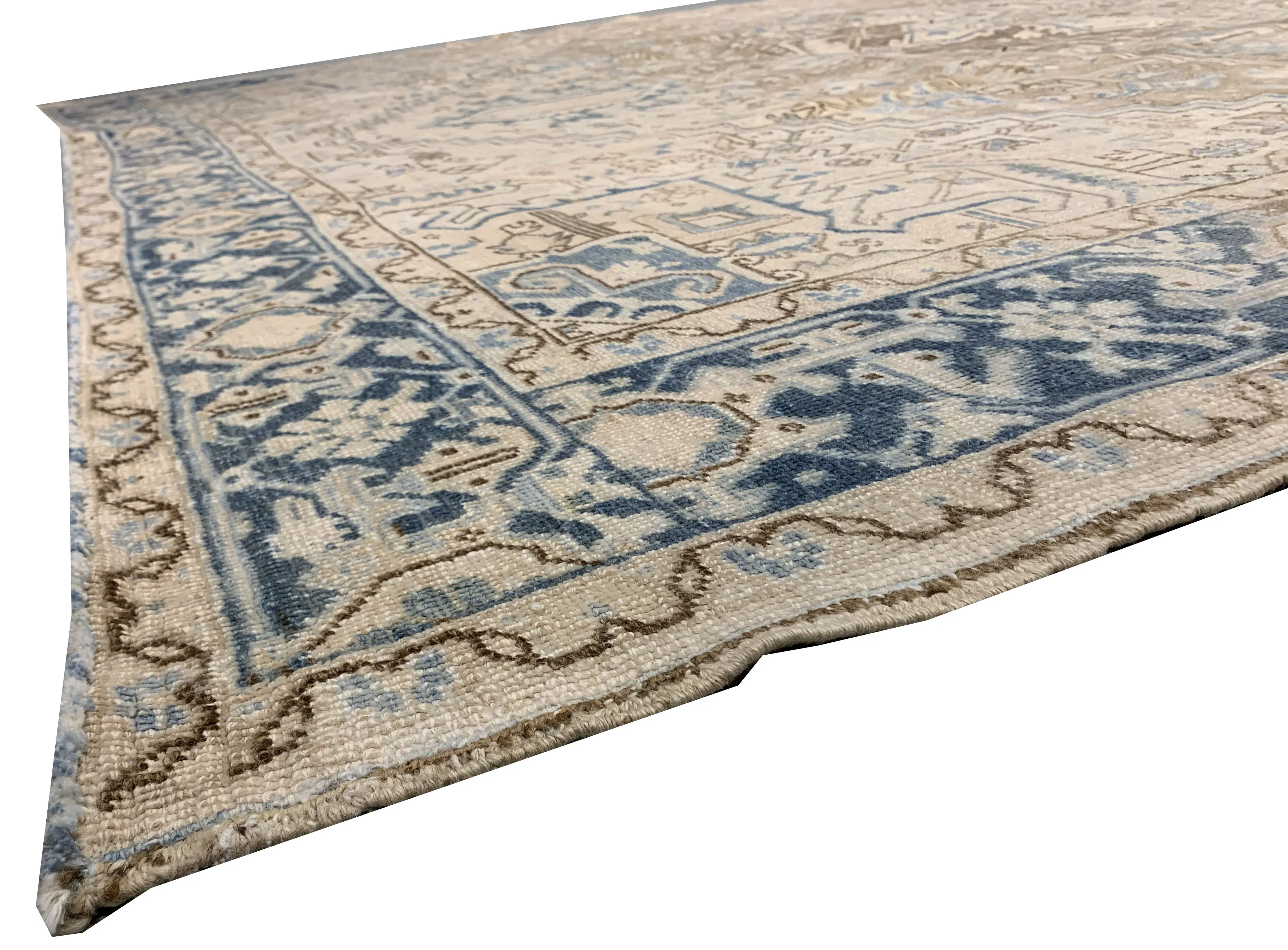 Lightly Distressed Heriz Rug 9'10 X 12'6 - Beige - Beige