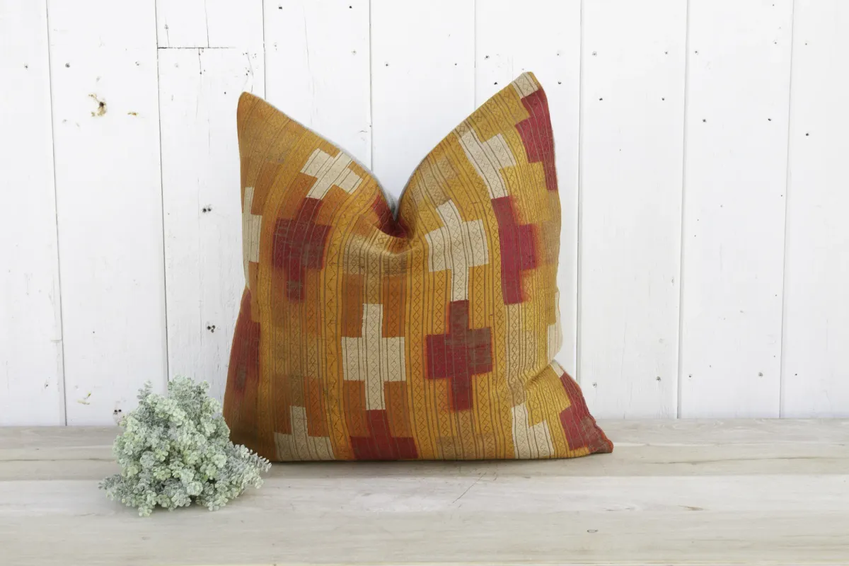 Amber Teak Silk Phulkari Pillow - de-cor