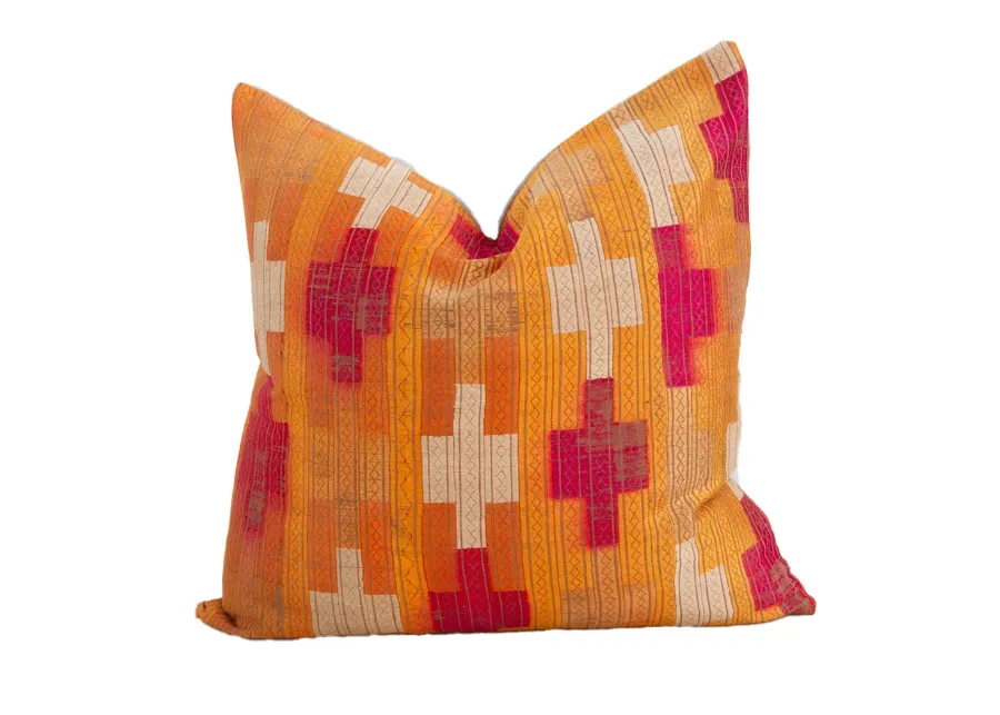 Amber Teak Silk Phulkari Pillow - de-cor