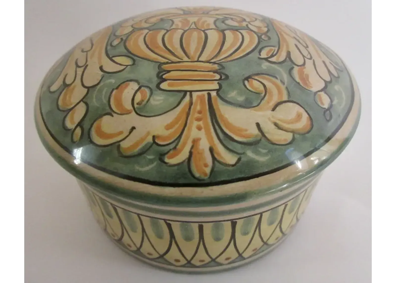 Gubbio Italian Faience Box - The Emporium Ltd. - Green