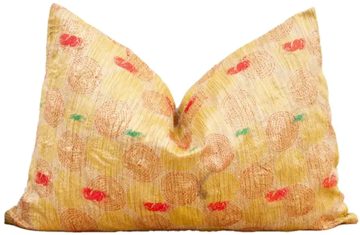 Champagne Silk Kantha Pillow - de-cor